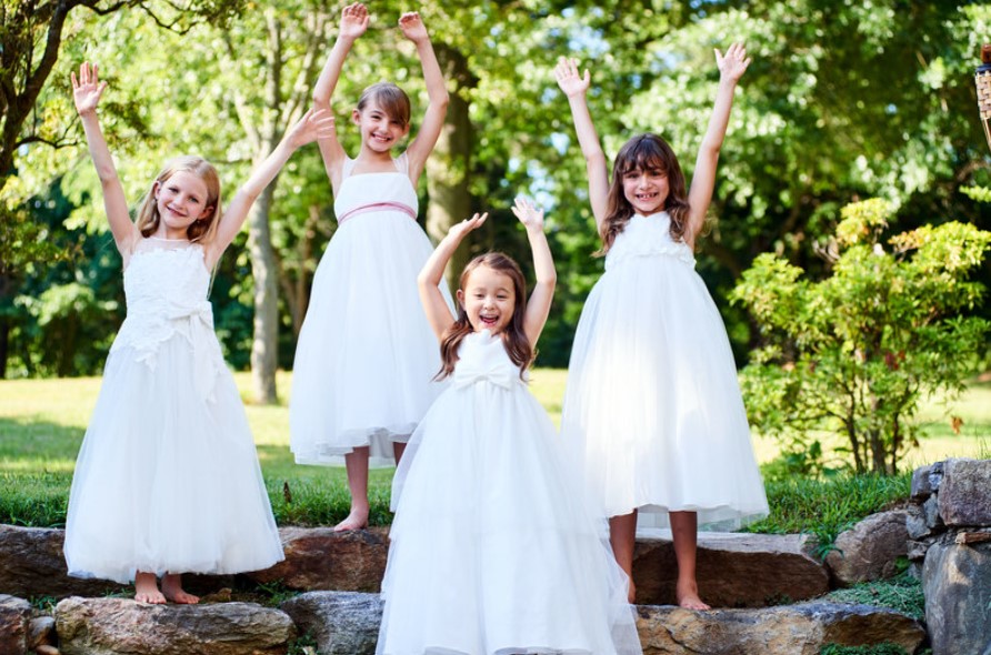 Prettiest Flower Girl Picks For The Day 